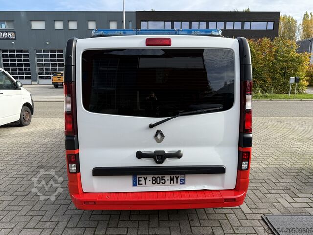 Ambulance Renault trafic 1.6dci ambulance ziekenwagen