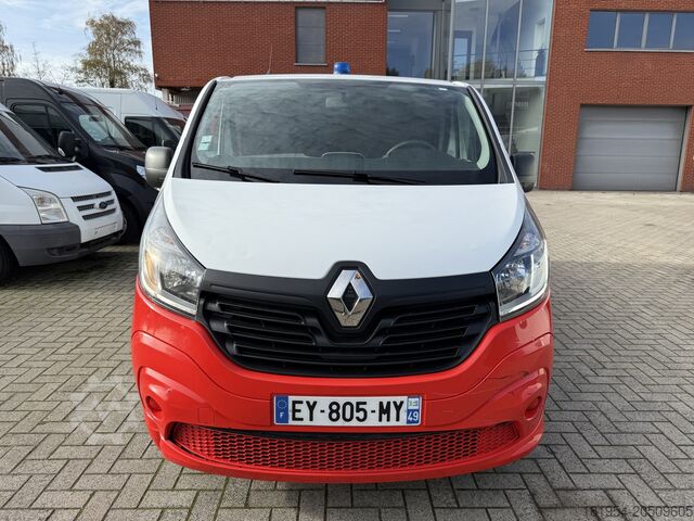 Ambulance Renault trafic 1.6dci ambulance ziekenwagen