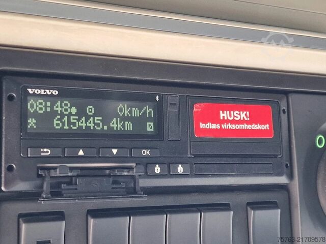 Volume SCM Volvo FH 13.500 Globetrotter XL 4x2 - Low deck - I Sa...