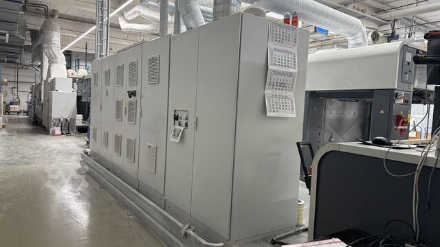 OFFSETOWA MASZYNA DRUKARSKA Z PODAWANIEM ARKUSZY Man Roland R 707 LTTLV UV Evolution + Mabeg RS 104