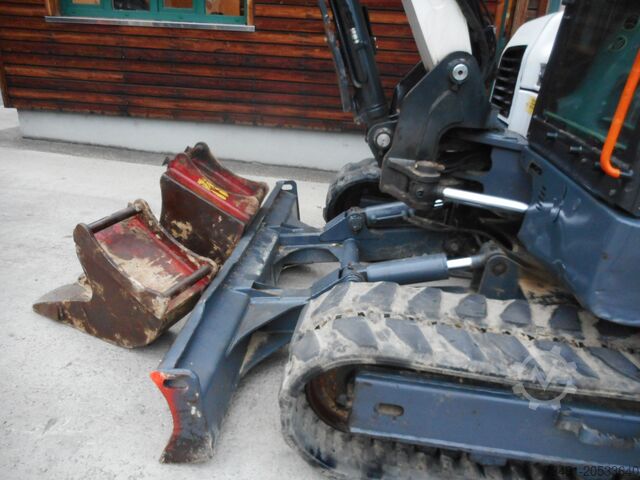 Mini excavator Bobcat E85 mit TILTROTATOR ENGCON