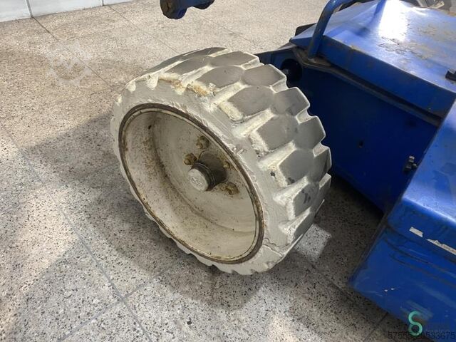 Hoogwerker Upright AB38