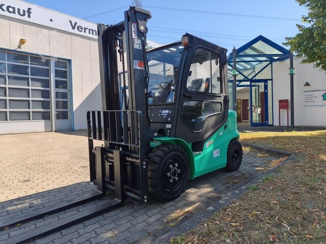Elektromos négykerekű targonca LM ECB35QL - Lithium