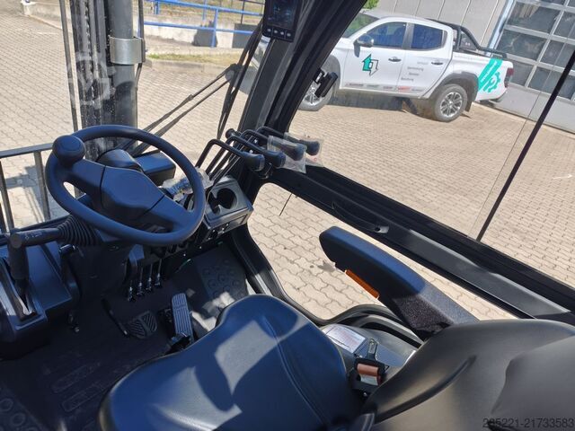 Elektromos négykerekű targonca LM ECB35QL - Lithium