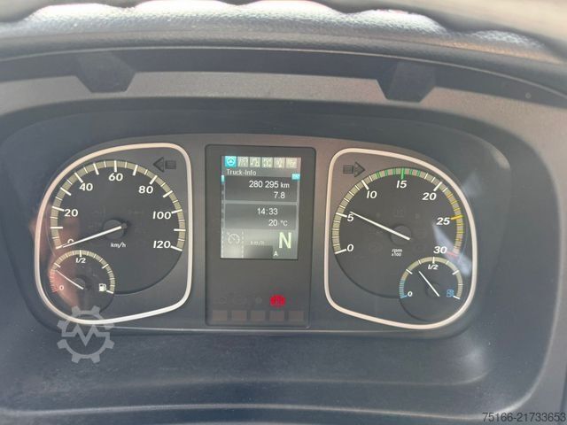 Soğutuculu kamyon MERCEDES-BENZ ATEGO 1324 L Kühlkoffer 5,50 m LBW 1,5 T*THERMO