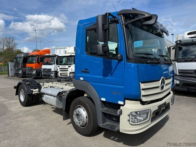Kamyon şasisi MERCEDES-BENZ ATEGO 1524 L Fahrgestell RS 3.560*KLIMA*EURO 6E
