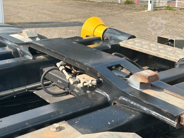 Kanca kasalı yük kamyonu (roll-off) MAN 26.420 TGS Abroller Hydrodr. 6x4 3,90m Radstand