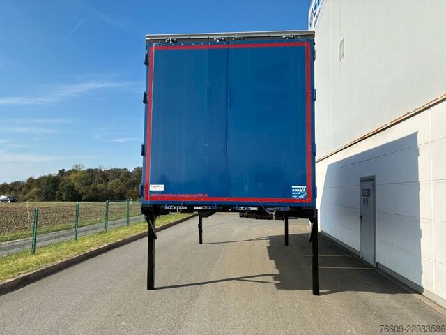 Udskiftelig karrosseritrailer KÖGEL Heck Portaltüren