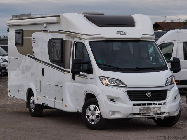 Halvintegreret autocamper CARADO T448
