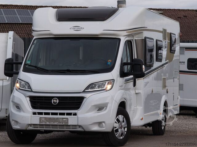 Halvintegreret autocamper CARADO T448