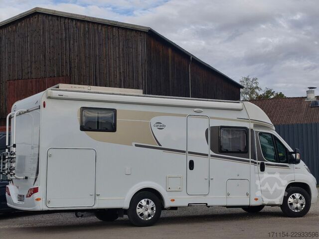 Halvintegreret autocamper CARADO T448
