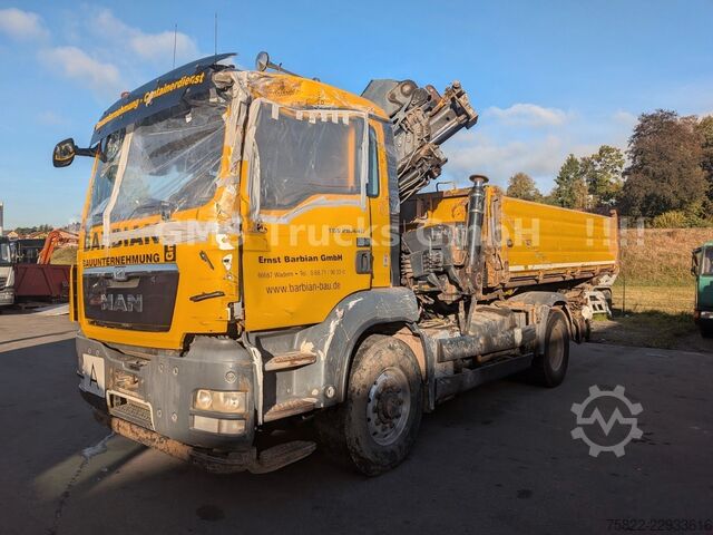 Driezijdige kipper MAN TGS 26.440 / 6X4 / Manual / Hiab Kran 288