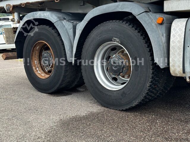 Driezijdige kipper MAN TGS 33.480 / 6X4 / Mei BORDM /25m Kran Palfinger