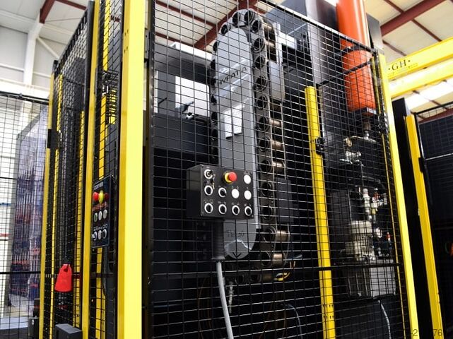 Stroj na frézování Correa CF25/25