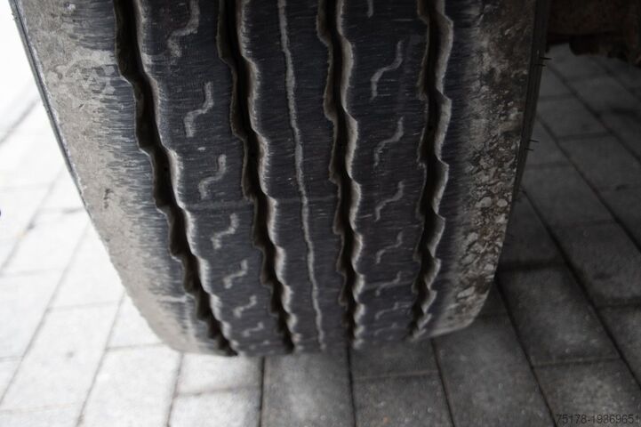 Silo SPITZER SILO EUROVRAC-SK2460 - 60M³+5COMP