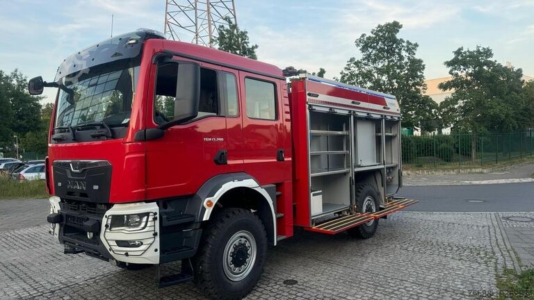 Feuerwehrfahrzeug TLF 3000 auf MAN TGM 13.290