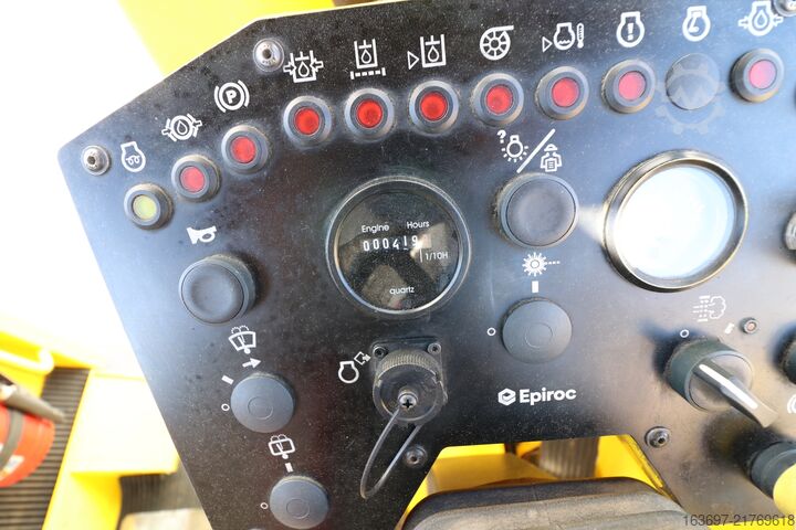 εγκατάσταση ώθησης διάτρησης Epiroc S1D