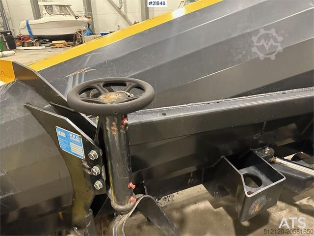 Pług śnieżny Øveraasen DEHS 285  Øveraasen DEHS 285 snow plow