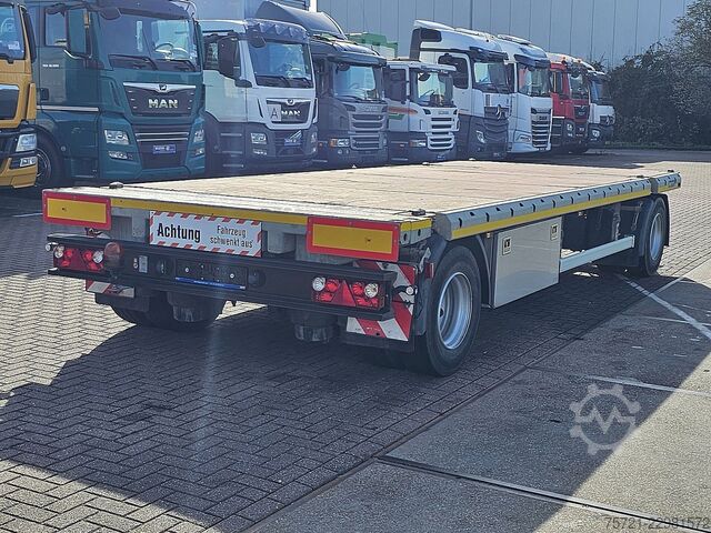  MEUSBURGER BIBERACH APT-18DL TWISTLOCKS BACK EXT.