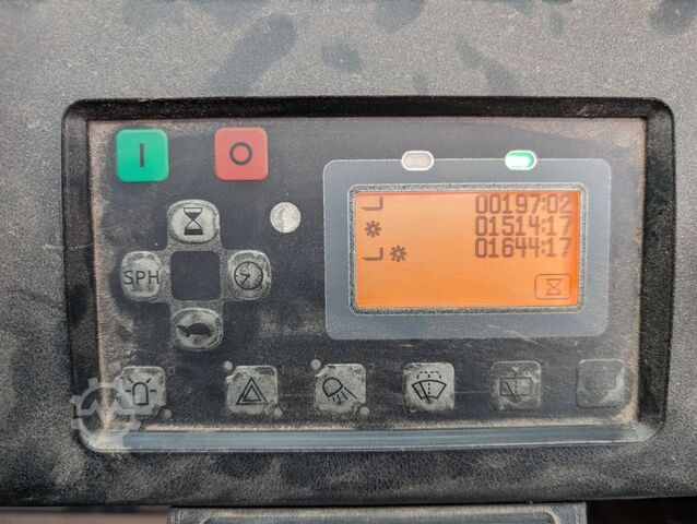 Electric 4-wheel forklift Toyota 8FBMT25 // 1644 Betriebsstunden // Elektro