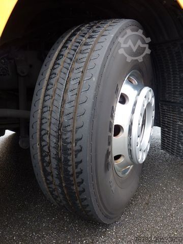 Standard tractor unit DAF XG+ 530 Skylight/Intarder/Hydr./PTO/Alcoa/257tkm