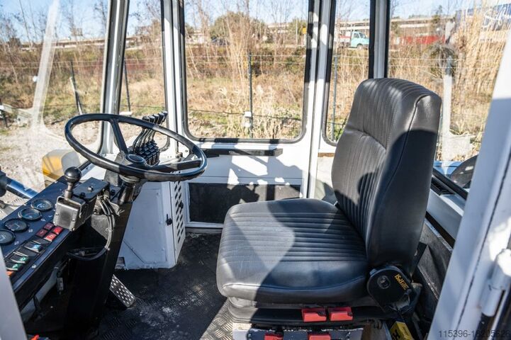 Carretilla elevadora diésel Svetruck 860/26 - TRIPLEX 5,5 m