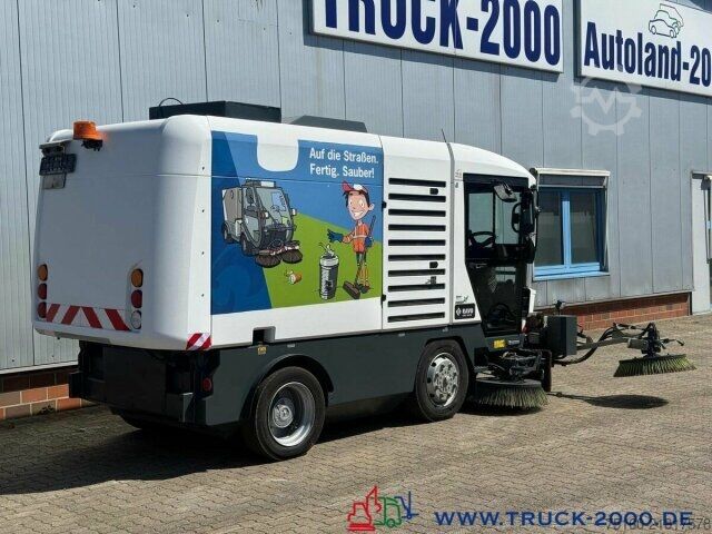 Barredora de calzadas Ravo Ravo 540 3 Besensystem + HD Reiniger mit Lanze