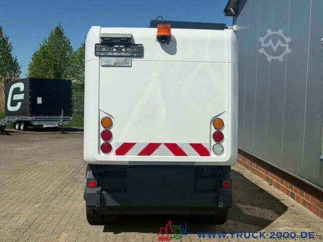 Barredora de calzadas Ravo Ravo 540 3 Besensystem + HD Reiniger mit Lanze