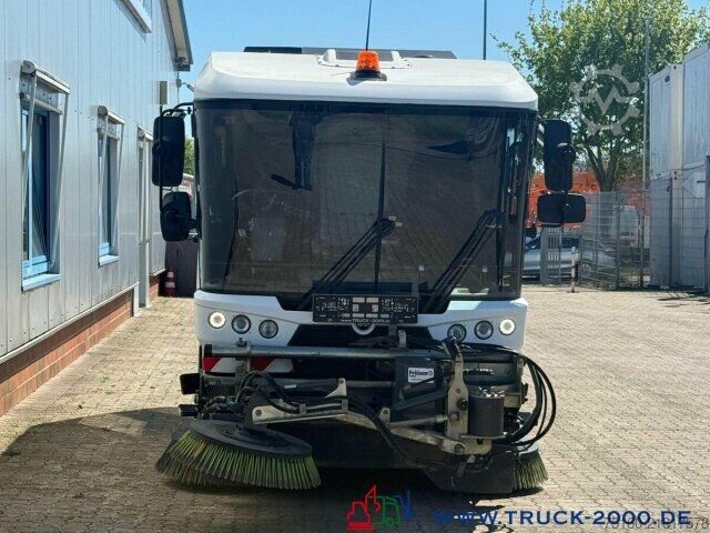 Barredora de calzadas Ravo Ravo 540 3 Besensystem + HD Reiniger mit Lanze