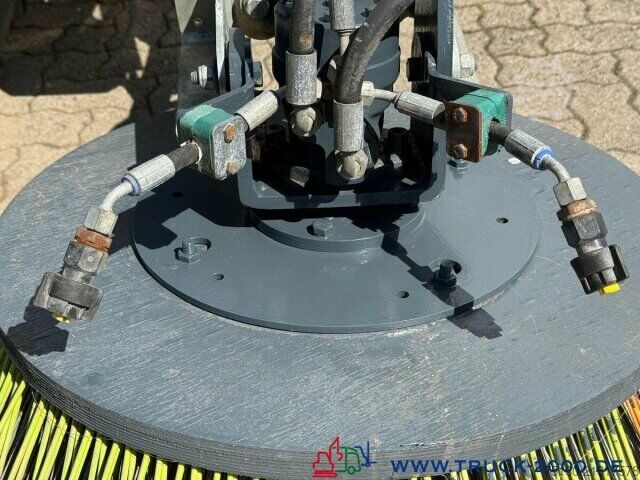 Barredora de calzadas Ravo Ravo 540 3 Besensystem + HD Reiniger mit Lanze