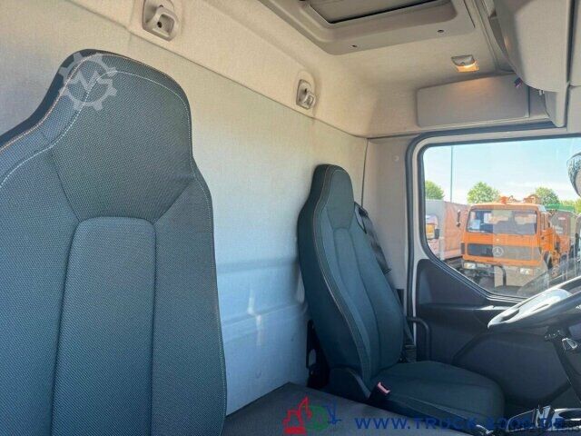 Vrachtwagen met bakwagen Volvo FL16 280 LBW Palfinger 1500 Kg + AHK + Klima