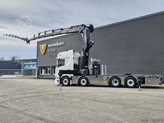 Jeřábové vozidlo Scania R590 V8 / 8x2 / HMF 9520 + JIB + LIER / TREKKER...