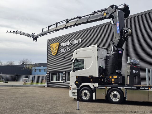 Jeřábové vozidlo Scania R590 V8 / 8x2 / HMF 9520 + JIB + LIER / TREKKER...