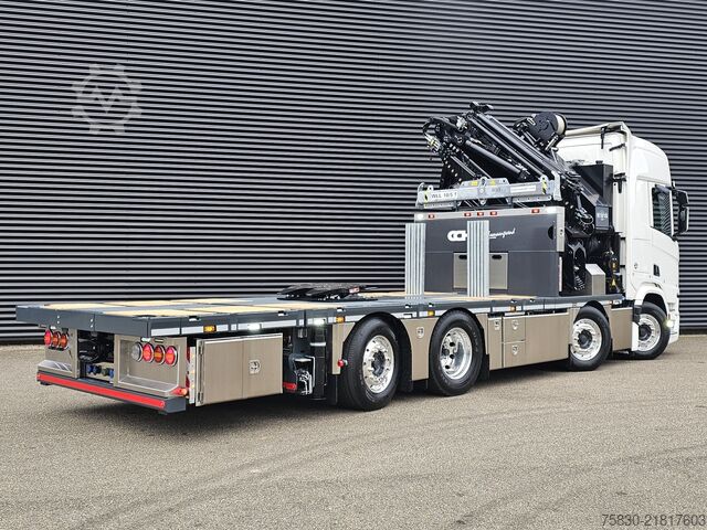 Jeřábové vozidlo Scania R590 V8 / 8x2 / HMF 9520 + JIB + LIER / TREKKER...