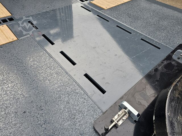 Jeřábové vozidlo Scania R590 V8 / 8x2 / HMF 9520 + JIB + LIER / TREKKER...