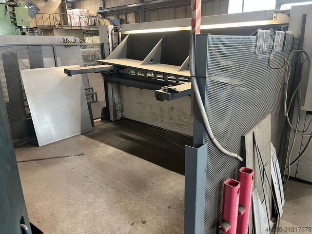 Hidraulikus guillotine olló EHT EcoCut 10-30