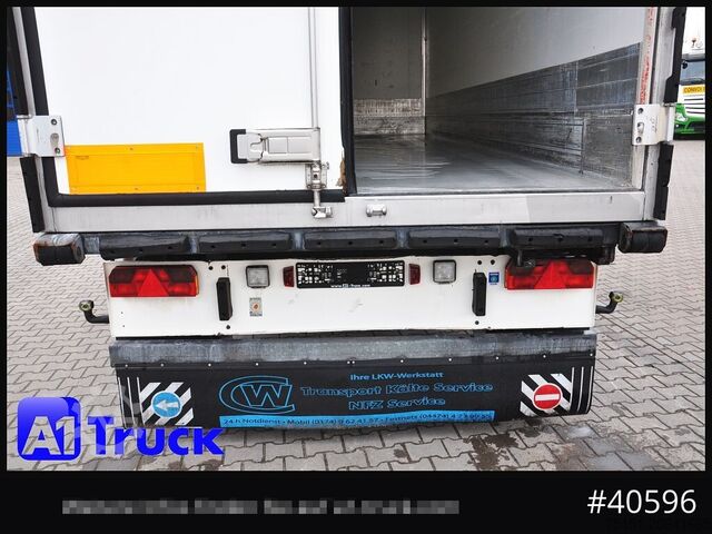 Koeltrailers SCHMITZ Achwege & Tönjes, Rohrbahn, Fleisch, TÜR fehlt
