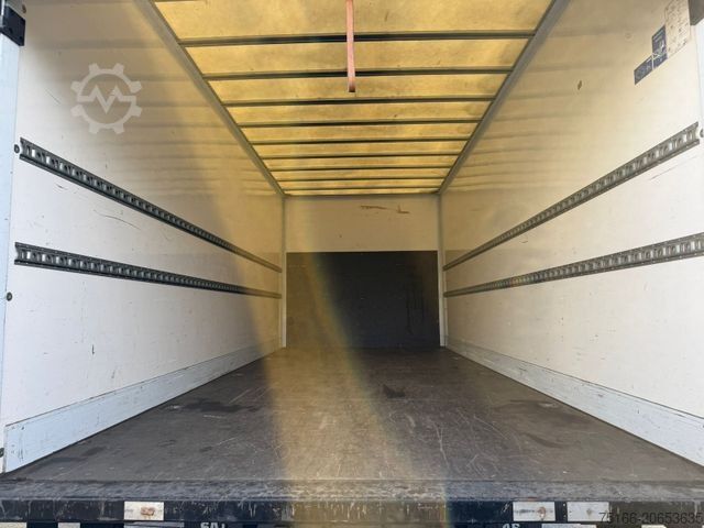 Fourgon tôlé MERCEDES-BENZ ATEGO 818 L Koffer 6,10 m LBW 1 to.*AHK*EURO 6E