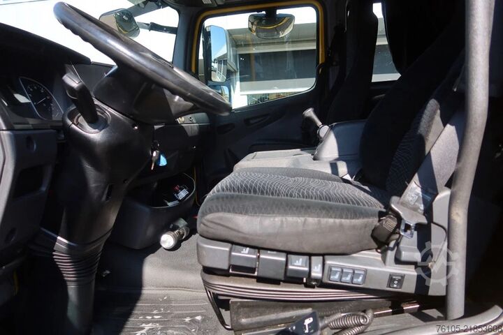 Autószállító furgon Mercedes-Benz Atego 1221 1221 L  Takel wagen 6 Persoons