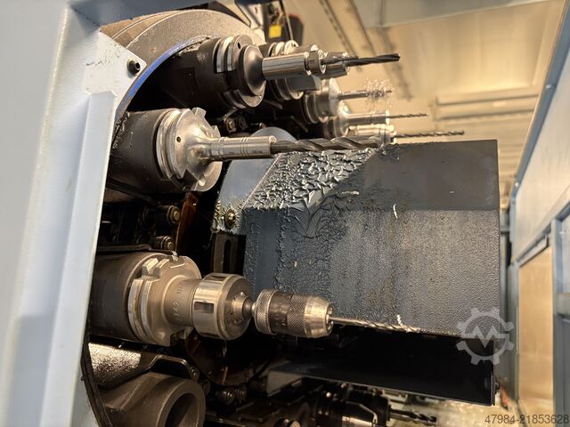 Univerzális megmunkálóközpont MATSUURA NX-520