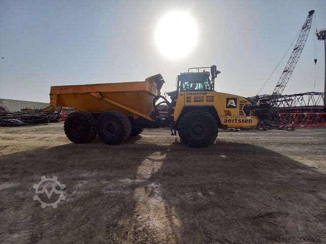 Damperli kamyon Komatsu HM400-3R (4 pcs available in Abu Dhabi)