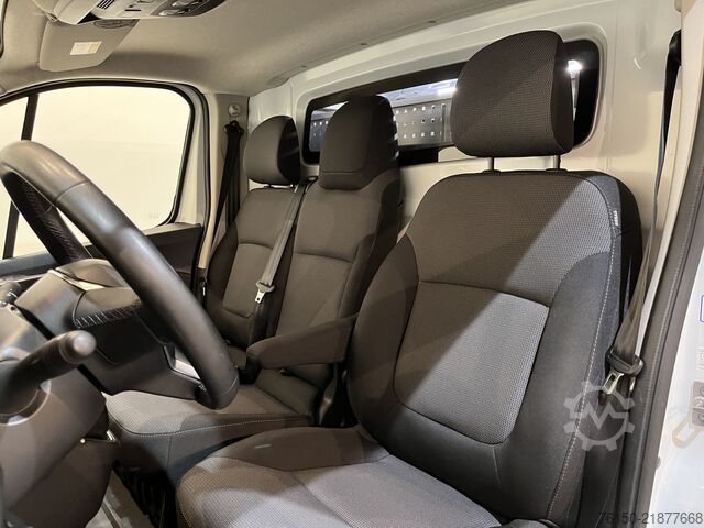 Skåpbil Renault Trafic 2.0 Blue dCi 150 PK L2H1 Advance Automaa...