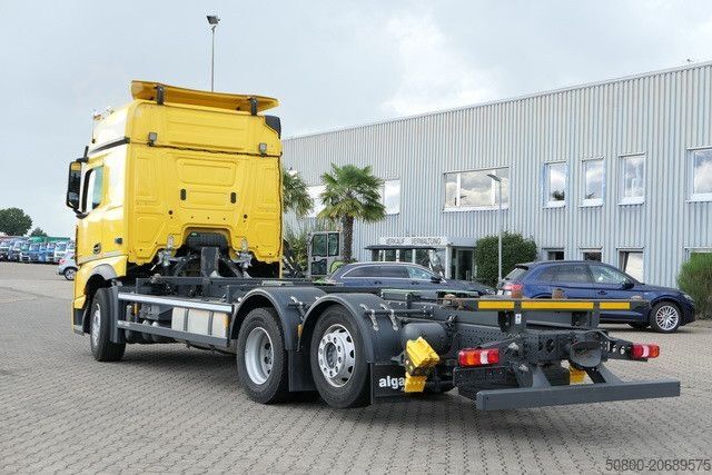Lastbil med utbytbar kaross MERCEDES-BENZ 2546 L 6x2, MP4, 2x Schlafliege, Bullfänger, AC