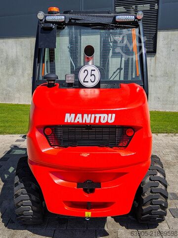 Carrello elevatore fuoristrada Manitou MC 30-4