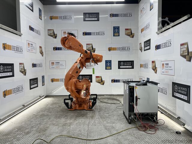 Industriële robot ABB IRB 6700-300/2.70
