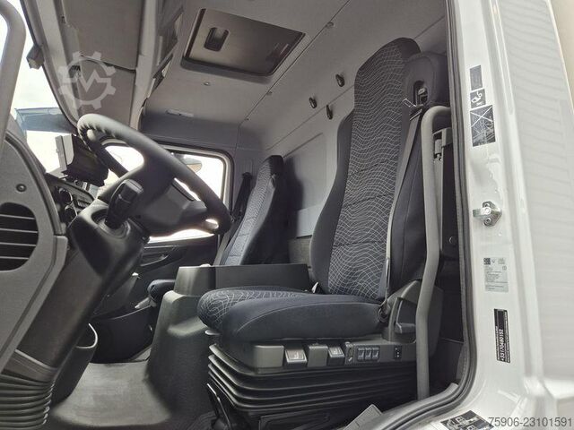 Box truck Mercedes-Benz Atego