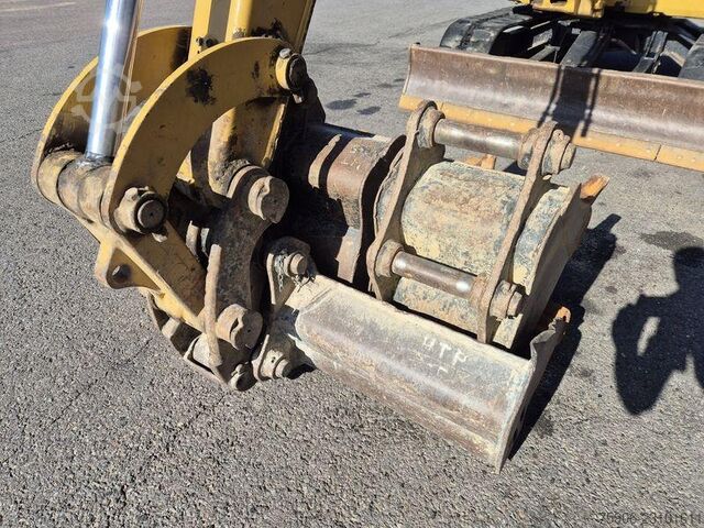 Mini excavators Caterpillar 305E2