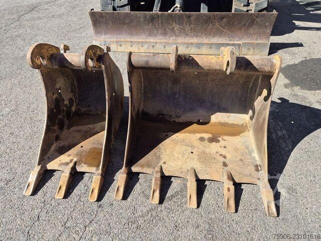 Mini excavators Caterpillar 308E2