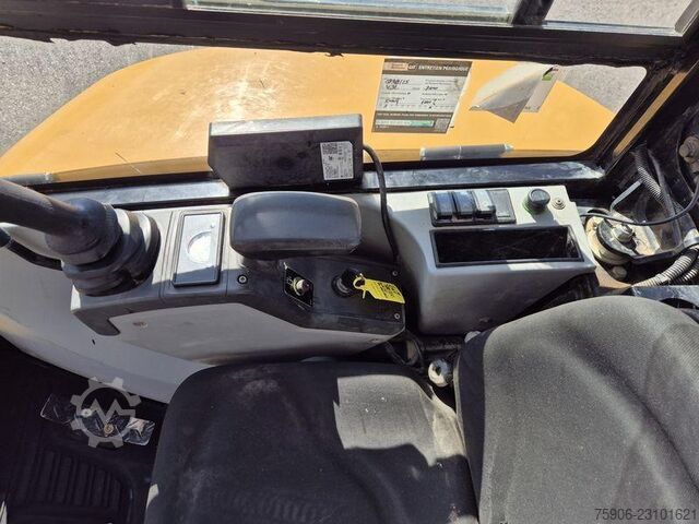 Mini excavators Caterpillar 302.7D