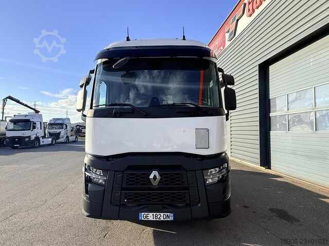 Standard tractor unit Renault T-Series